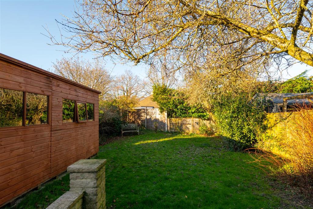 10 Meadway externals-9 - Copy.jpg