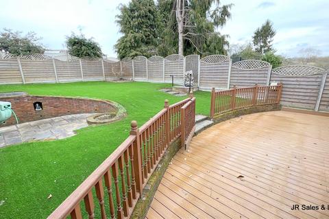 1 Brookside Crescent, Cuffley, Potters Bar, EN6 4QW