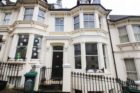 6 bedroom house to rent, Roundhill Crescent, Brighton