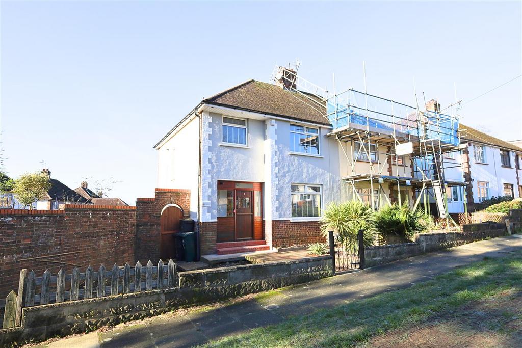 Meadow Close, Portslade, Brighton 3 bed semidetached house for sale