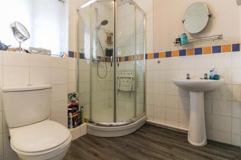 1 bedroom flat for sale, Lott Meadow, Aylesbury