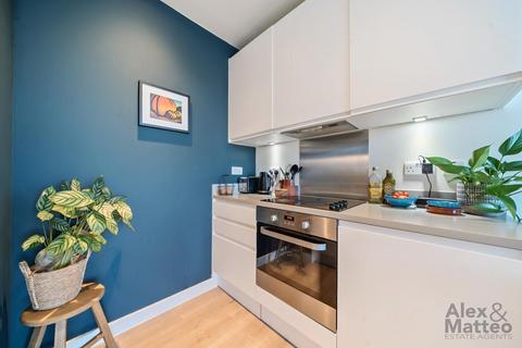 1 bedroom flat for sale, Varcoe Road, Bermondsey, SE16