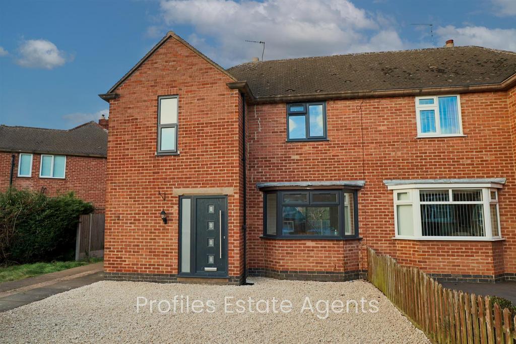 Charnwood Road, Barwell 3 bed semidetached house for sale £230,000