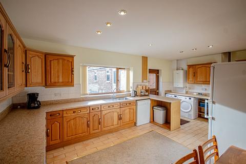 85 Beach Road, Hartford, Northwich, CW8 3AB
