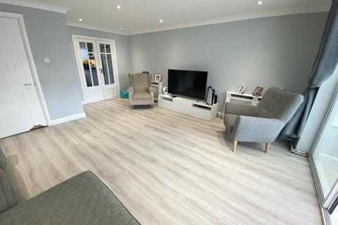 7 Brice Way, Corringham, Stanford-le-hope, SS17 7RJ