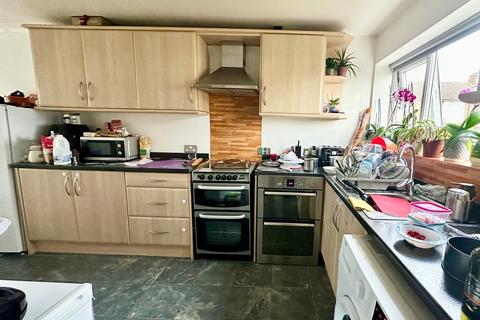 40 Clickett End, Basildon, SS14 1NG