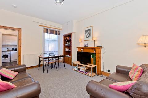 3 bedroom flat for sale, Lade Braes, St Andrews, KY16