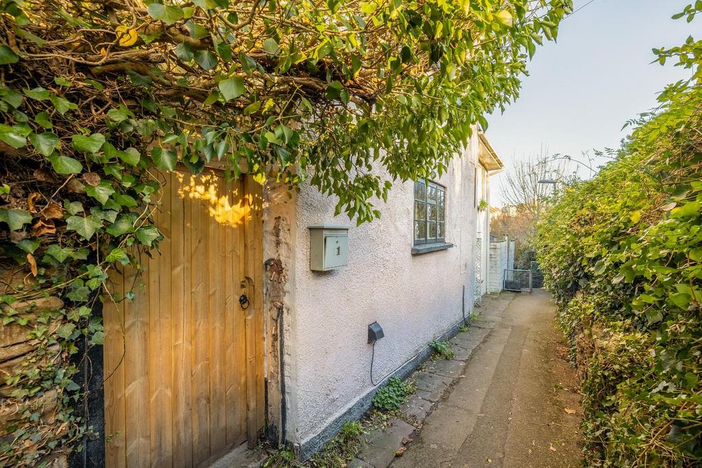 11, Frys Hill, Brislington 25.jpg