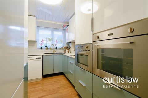 35 Beatrice Place, Blackburn, BB2 3UD