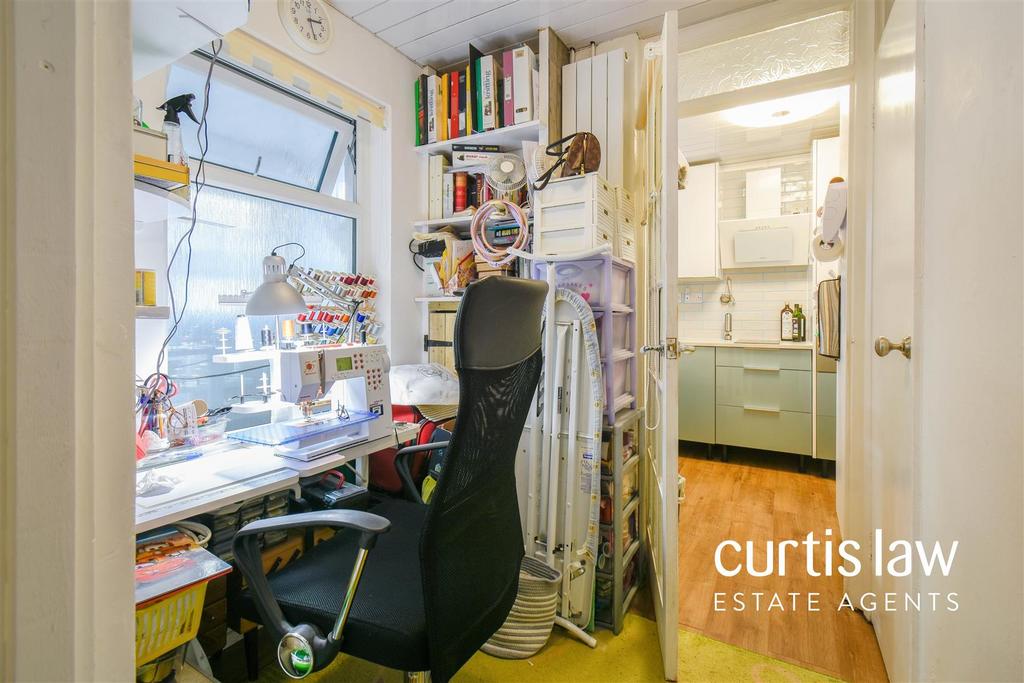 Hobby Room/ Office