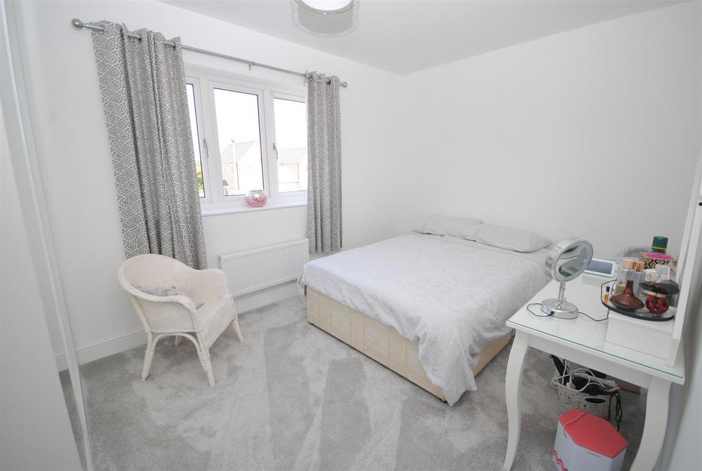 2blenheimdrivebed3.JPG