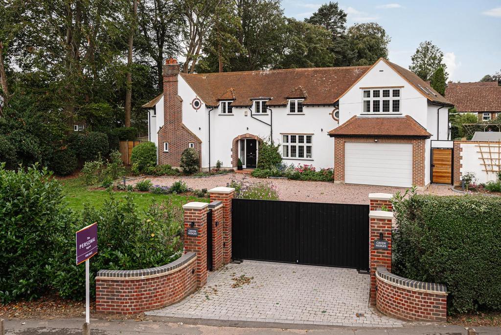 Holly Lane, Banstead 5 bed detached house £1,500,000