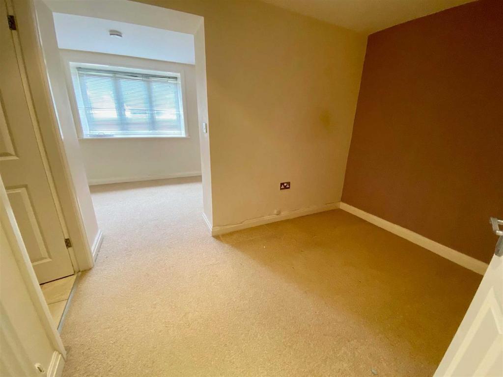 Dressing/Office Area