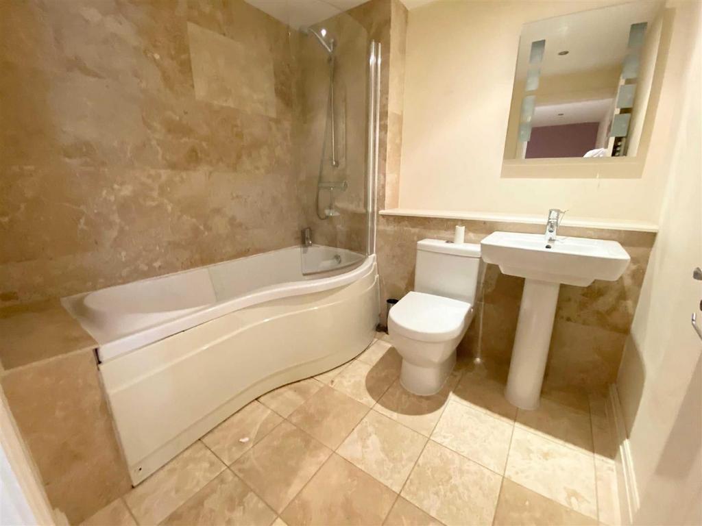 Ensuite Bathroom