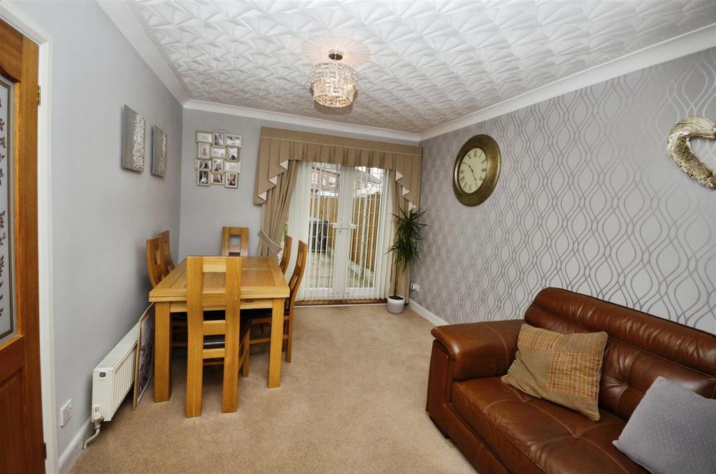 Through Lounge / Dining Room