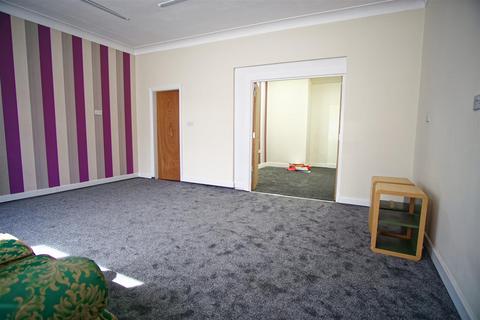 Office to rent, Shop or Office Space to Let on Blackpool Road, Preston
