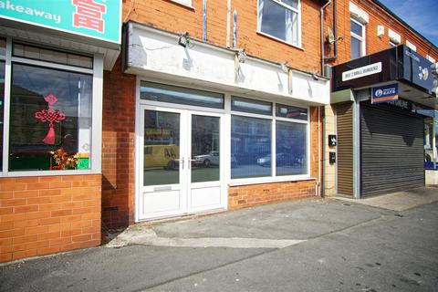 Office to rent, Shop or Office Space to Let on Blackpool Road, Preston