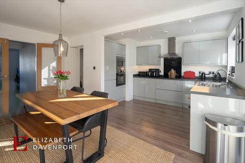 64 Alpine Rise, Coventry, CV3 6NR