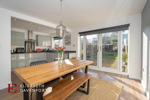 64 Alpine Rise, Coventry, CV3 6NR