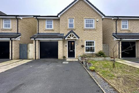 4 bedroom detached house for sale, Kingfisher Crescent, Clitheroe, Ribble Valley