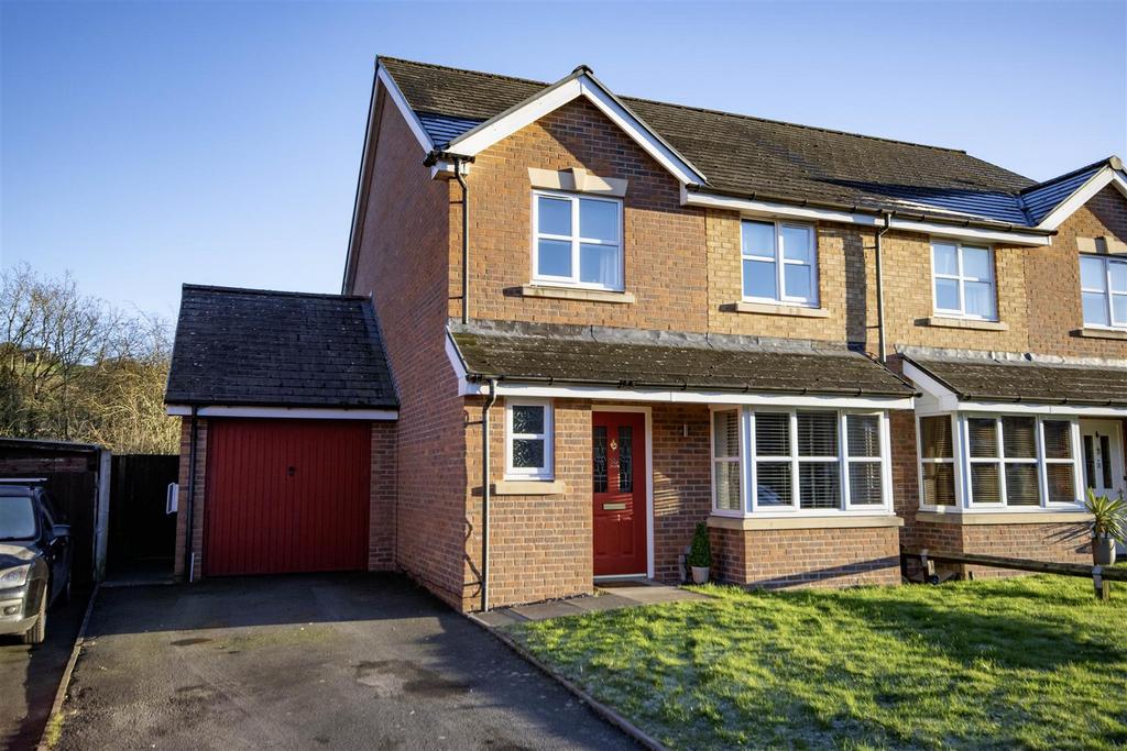 Long Meadow, Abermule, SY15 6JS 3 bed semidetached house for sale £
