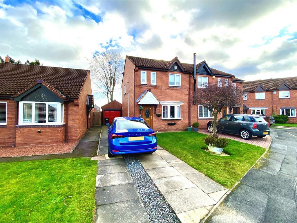 Priors Grange, High Pittington, Durham 3 bed semidetached house for