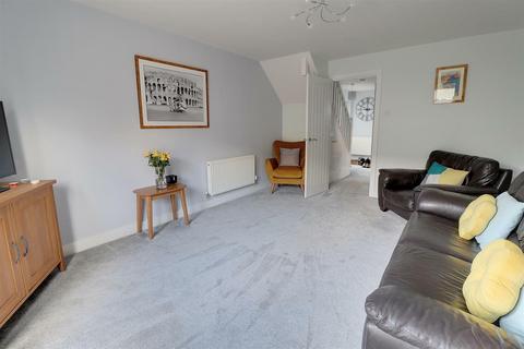 25 Azalea Drive, Up Hatherley, Cheltenham, GL51 3EA