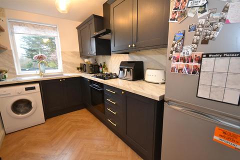 2 bedroom maisonette for sale - Meadway Close, High Barnet