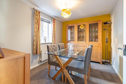 5 Plover Road, Leighton Buzzard, LU7 4AW