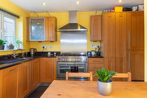 5 Plover Road, Leighton Buzzard, LU7 4AW