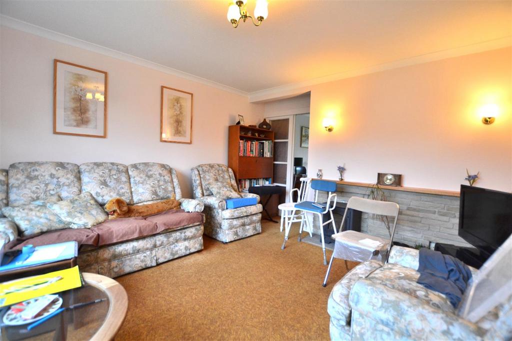 Living Room.JPG