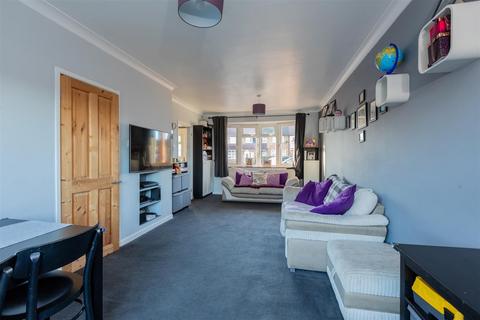 2 bedroom terraced house for sale, Garrard Road, Slough