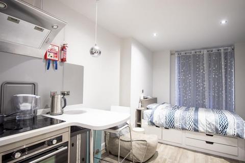 Studio to rent, De Montfort Street, Leicester