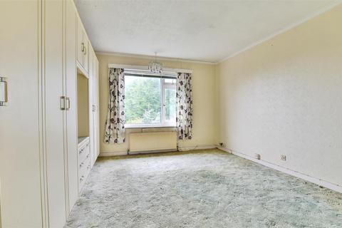 26 Broad View, Bexhill-on-sea, TN39 4HW