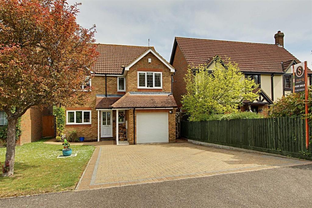 Field, Aston Clinton 4 bed detached house for sale £650,000