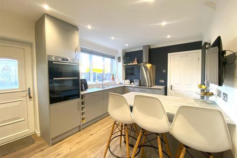 91 Avon Drive, Congleton, CW12 3RG