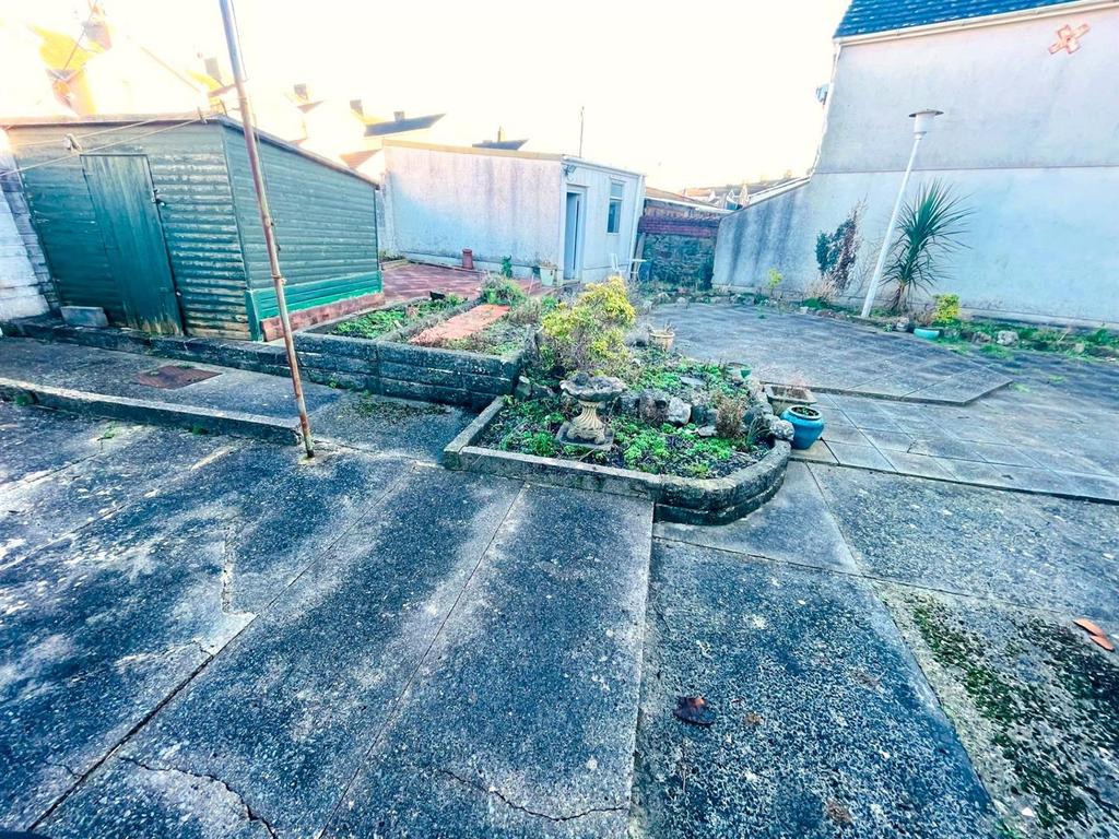 Garden 4.jpg