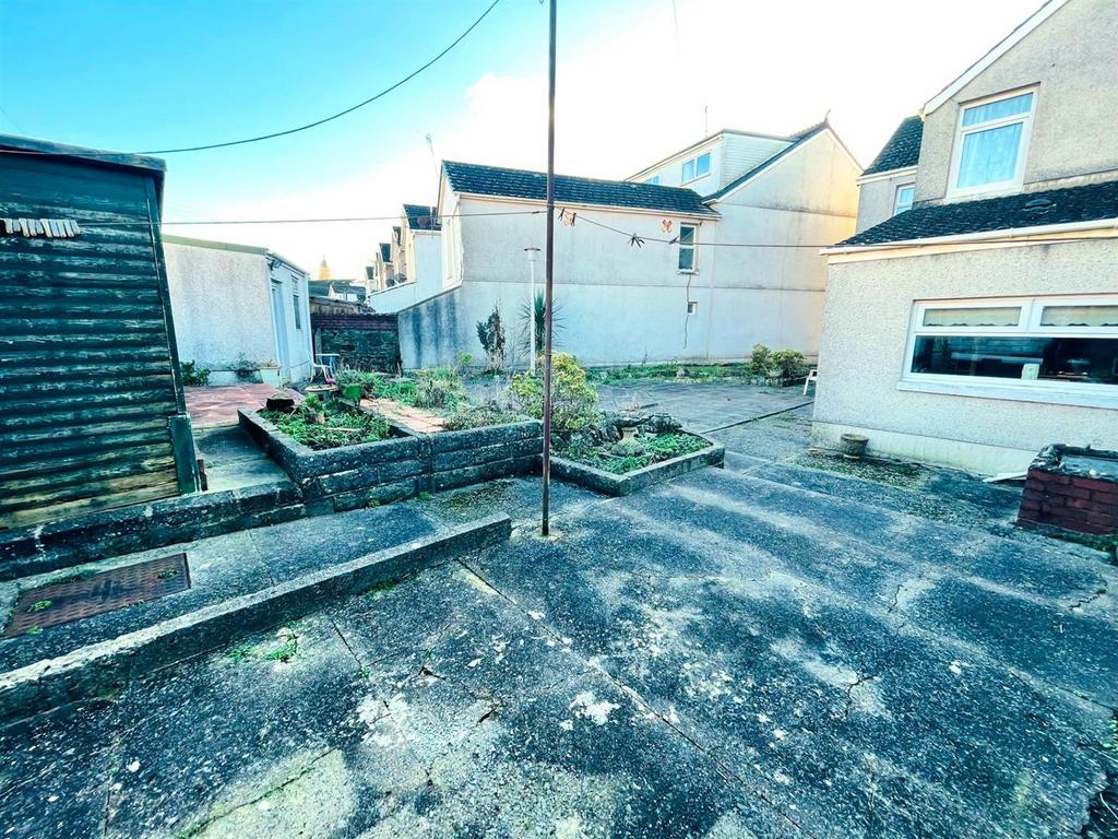 Garden 3.jpg