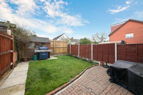 4 Chartwell Gardens, Sutton, SM3 9TQ