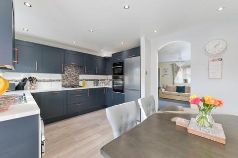 4 Chartwell Gardens, Sutton, SM3 9TQ