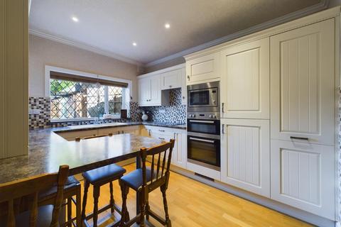 3 bedroom house for sale, Northstead Manor Drive, Scarborough, YO12 6AA