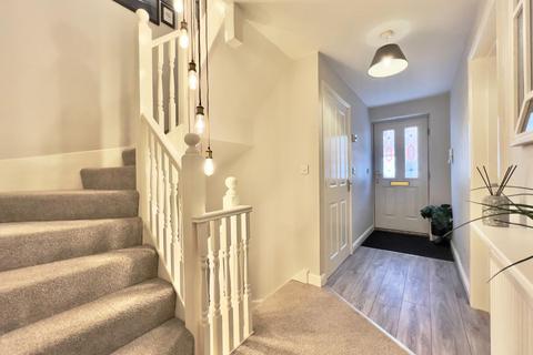 46 Foxen Croft, Lundwood, Barnsley, S71 5JE