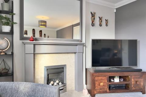 46 Foxen Croft, Lundwood, Barnsley, S71 5JE