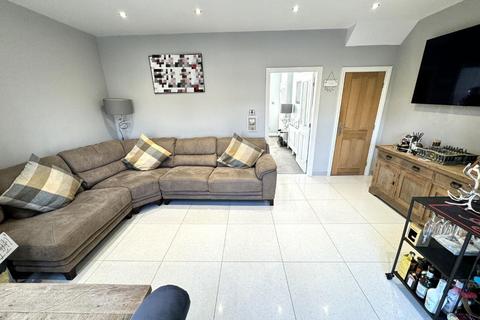 64 Glentower Grove, Seaton Carew, Hartlepool, TS25 1DR