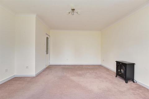 2 bedroom flat for sale, St. Valerie Road, Worthing