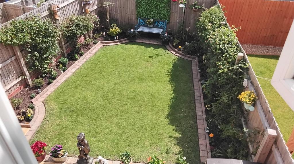 Garden`.jpg