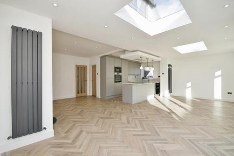 161 Cliffefield Road, Sheffield, S8 9BS