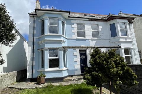 4 bedroom semi-detached house for sale, Beech Road, St. Austell