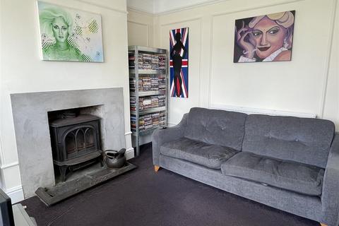 20 Beech Road, St Austell, PL25 4TS