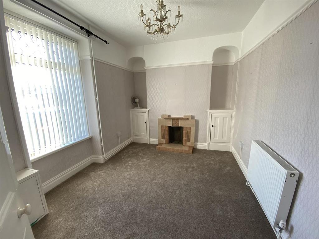 Robinson Street, Llanelli 3 bed terraced house for sale £109,750